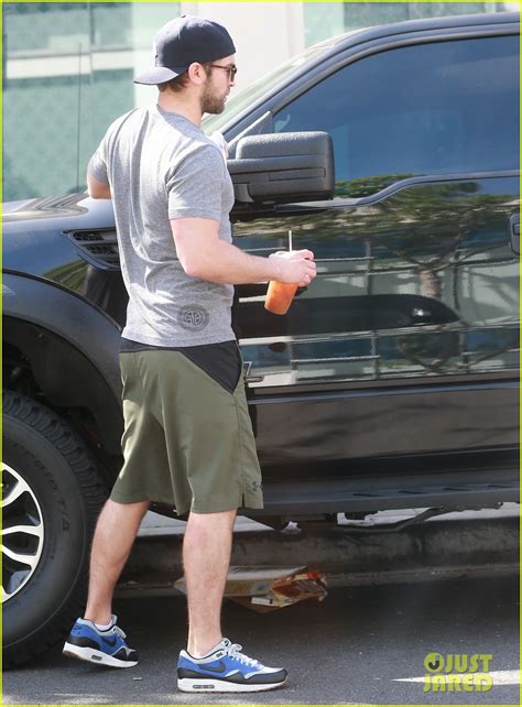 Chace Crawford Gets A Parking Ticket During His Lunch Stop Photo