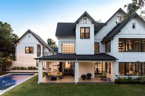 35 Modern Farmhouse Exteriors Ideas And Tips Relentless Home Tudor
