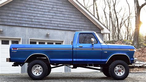 Beautiful Blue 1974 Ford F 250 Highboy Is Pure Perfection Ford Trucks