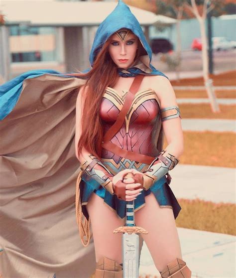 Pin By Alberto Aponte On Cosplay Wonder Woman Superhero Women