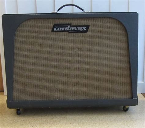 We did not find results for: Vintage 1966 Cordovox Speaker Cabinet w. 2x 12" Jensen ...