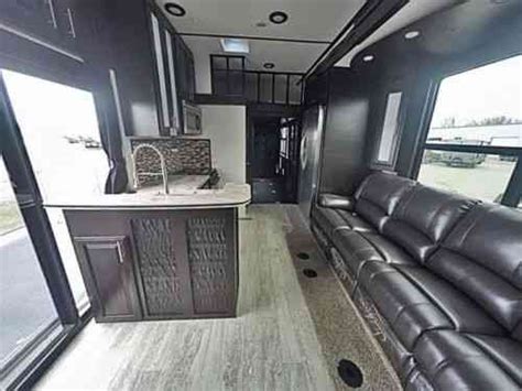 Jayco Seismic 4212 Camper 2017 See Other Seismic Vans Suvs And