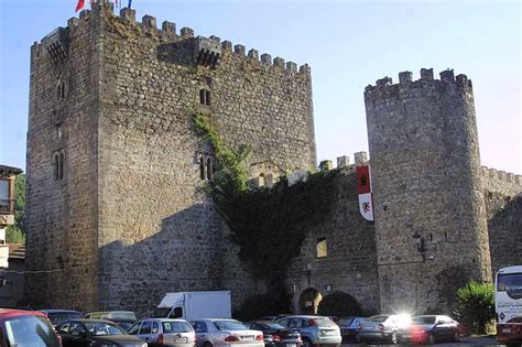 Encuentra información sobre turismo en arenas de san pedro y lee opiniones sobre actividades, atracciones, restaurantes y hoteles. Arenas de San Pedro | Castillos, Viajes, Pueblos de españa