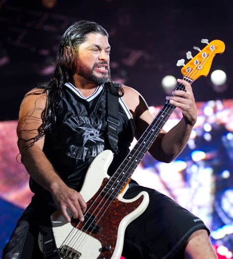 Robert Trujillo Alles über Den Metallica Bassisten Gitarre And Bass