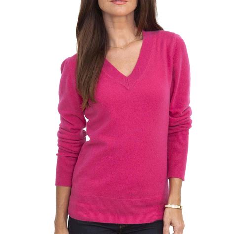 Crewneck sweatshirts selected currently refined by category: The V Neck Sweaters: Choose Fashion and Comfort