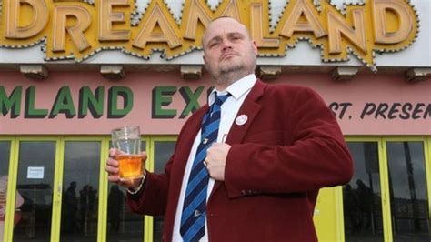 Al Murrays Pub Landlord On Campaign Trail In Thanet Bbc News