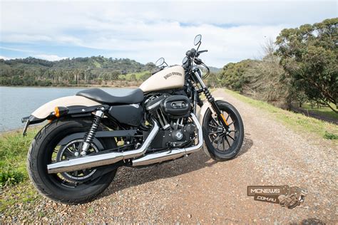 Harley davidson iron 883 price in india, top speed, review, mileage, specs, overview. Harley-Davidson XL883N Iron 883 Tested