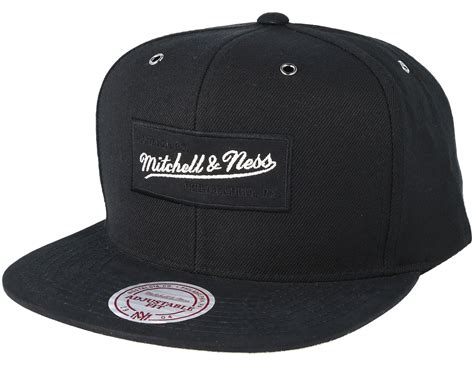 Blackblack Snapback Mitchell And Ness Caps Uk