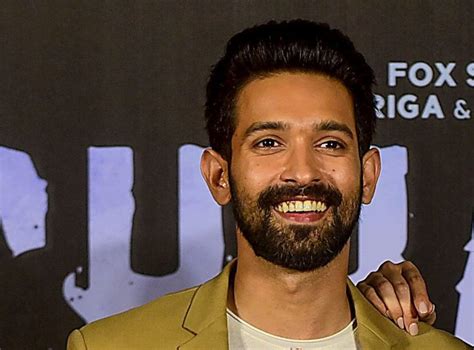 After 4 Years Of Injury Vikrant Massey To Finally Undergo Shoulder