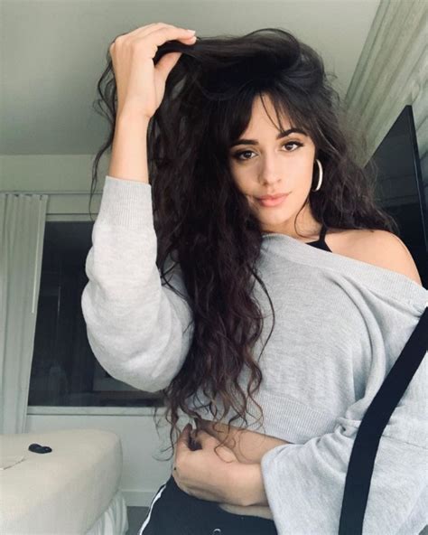 la foto que revelaría la verdad de camila cabello ¿se aumentó el busto la verdad noticias