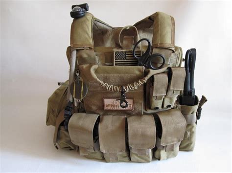 Plate Carrier Capable Of Using A Sling Through The