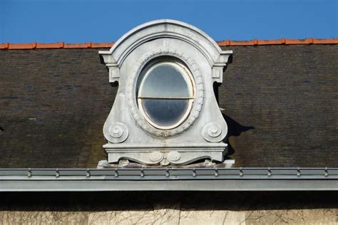 Les Lucarnes Et Fen Tres De Toit R Nover Sa Maison En Loire Atlantique