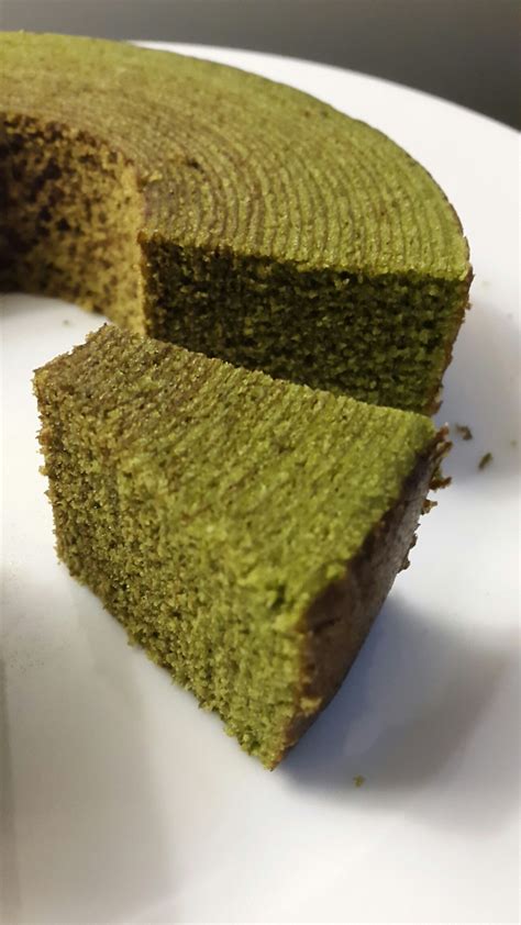 Mit frischhaltefolie abdecken und mindestens 1 stunde kalt stellen. Japanischer Grüntee-Baumkuchen (mit Bildern) | Grüner tee ...