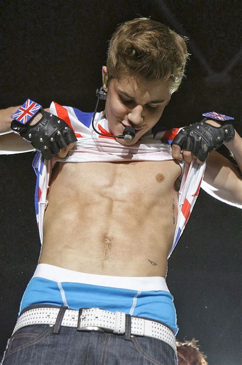 Celeb Saggers Justin Bieber Flashing His Body Boxers At Capital S