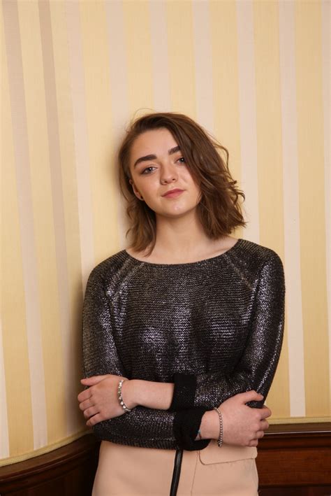 Maisie Williams Pictures