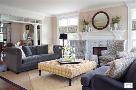 Mix Your Furniture Styles In Your Living Room But Keep The Space