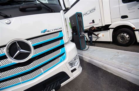 Karl Deppen Brasilien Manager Neu In Topetage Von Daimler Truck