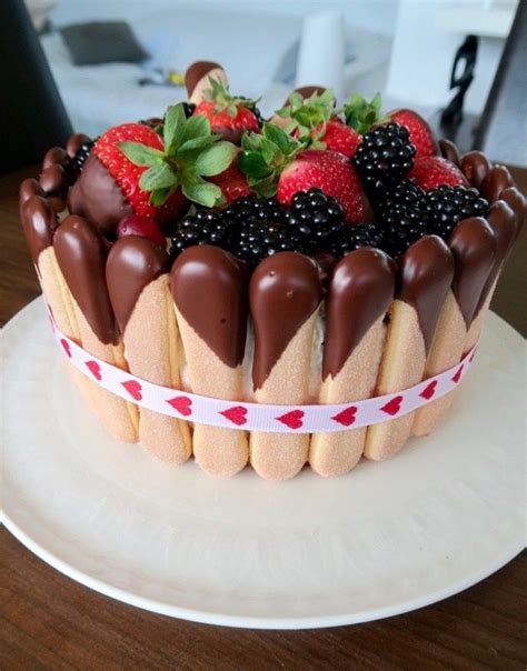 Jetzt ausprobieren mit ♥ chefkoch.de ♥. Früchte Malakofftorte - Bine kocht! in 2020 | Kuchen und ...
