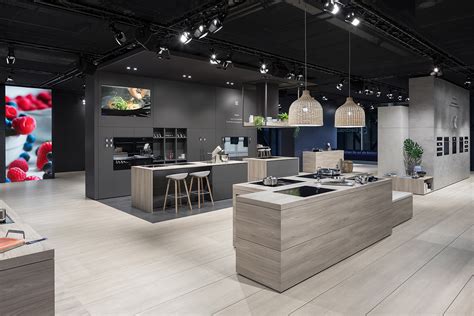 Kitchen Appliances Store Design And Showroom Display Ideas