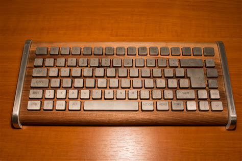 Custom Walnut Keyboard With Aluminum Cnc Keycaps Slovenian Layout