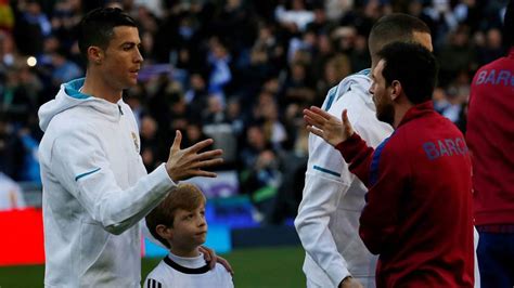 Cristiano Ronaldo Sees Real Madrid Exit As A Challenge Asks Messi To