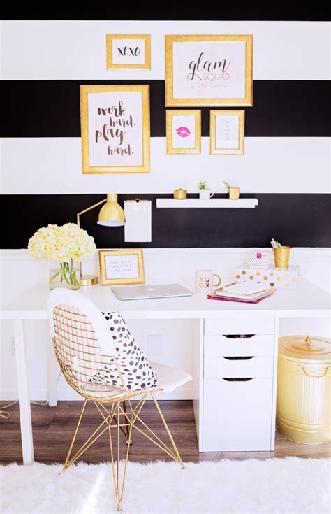Black And White Office Decor Decorating With Black And White Ideas