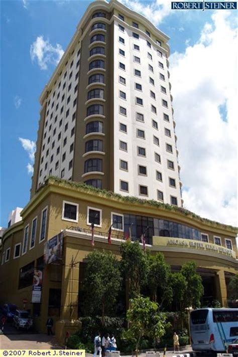 Hotel stripes kuala lumpur, autograph collection. Hotels Booking: أنكاسا هوتيل كوالالمبور Ancasa Hotel Kuala ...