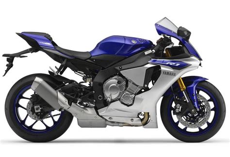 With a flexible engagement approach, r1 seamlessly. Yamaha R1 and R1M reviews live! | MCN