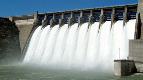 Owen Falls Dam Jinja Uganda — Nalubale Hydroelectric Power Dam
