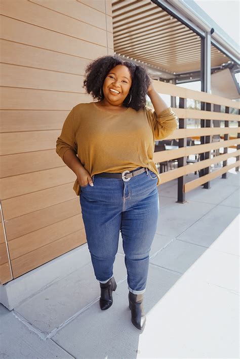 Fall Outfit Ideas Worn By A Real Plus Size Woman From Head To Curve