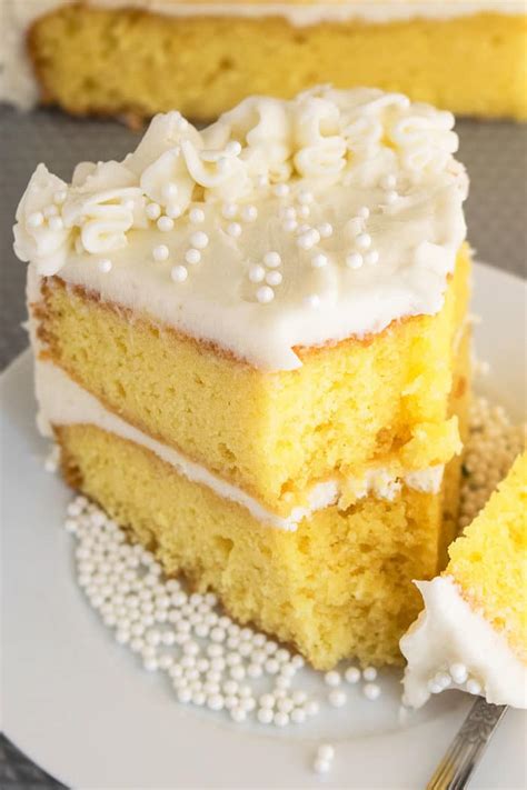 Vanilla cake is a classic and popular cake, shared around the world. Best Vanilla Cake Recipe {From Scratch} - CakeWhiz