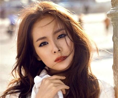 Pages you haven't looked at in a while fade out, letting you see what's important, and focus mode hides your other tabs to prevent. Han Ji-min - Bio, Facts, Family Life of South Korean Actress