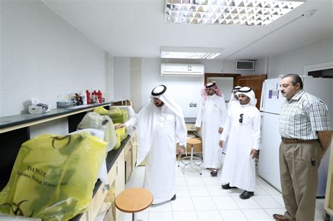 For more information and source,. مدير جامعة طيبة يدشن السكن الجامعي للطالبات بفرع الجامعة ...