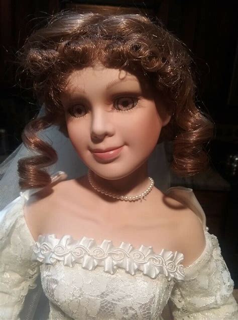 Gorgeous Court Of Dolls Bride Doll Limited Edition Numbered Porcelain 24 Tall Bridedolls