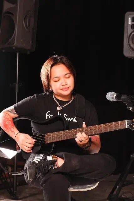 Aiza Seguerra Sings ‘songs From The Vault Starmometer