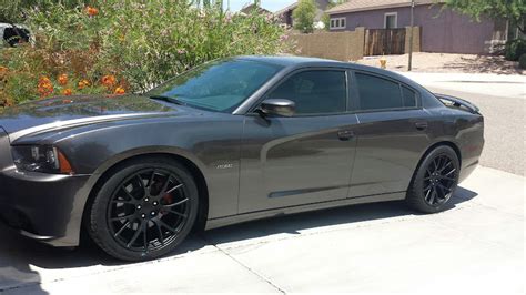 Staggered Replica Hellcat Wheels Are In Charger Forums