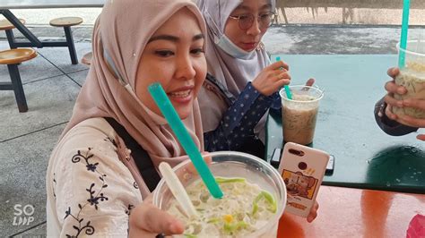 When durian season hits, opt for their durian cendol (rm10), where a bowl of regular cendol is topped with two or three large pieces of fresh durian. KAWAN 2 ADIK AJAK MAKAN CENDOL DURIAN, DI SEK 24 SHAH ALAM ...