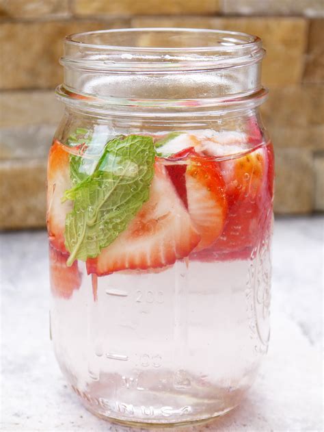 Strawberry Mint Water Nutrition By Mia