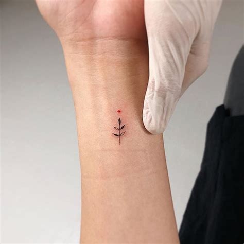 Also, the aftercare of such tattoos is necessary. Exquisite Small Wrist Tattoos - Small Wrist Tattoos ...