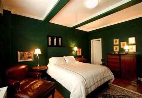 10 Beautiful Master Bedrooms With Green Walls Artofit