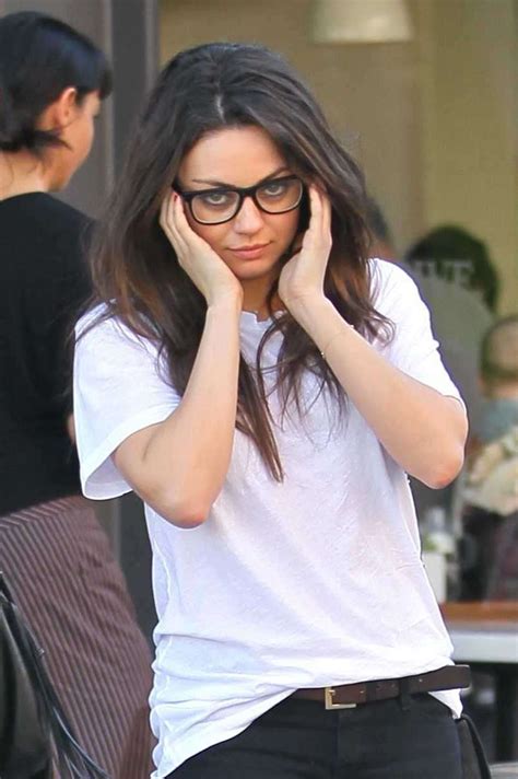 Mila Kunis Famous Girls Mila Kunis Girls With Glasses