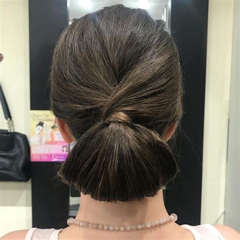 21 Super Easy Updos For Beginners To Try In 2020 Hair