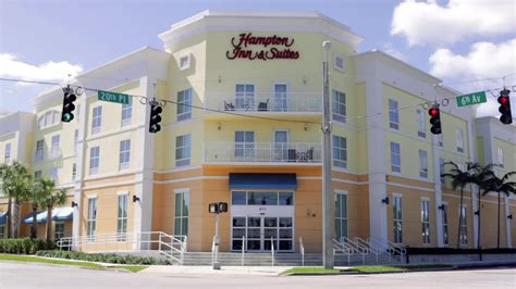 Discount [90% Off] Hampton Inn And Suites Vero Beach Downtown United ...
