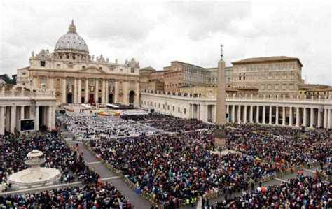 A Tragic Year Leads To Nearly 4 Million Pilgrims Visiting The Vatican