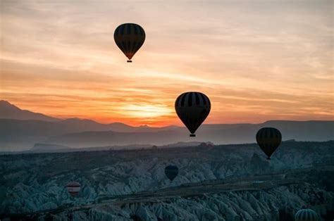 A Surreal Cappadocia Sunrise In A Hot Air Balloon Live Dream Discover