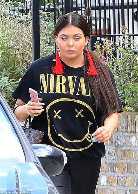 Scarlett Moffatt Shows Off Her Curves In A Nirvana Top Daily Mail Online