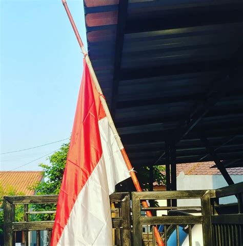 5 Fakta Bendera Setengah Tiang Bukan Hanya Tanda Duka Sudah Tahu