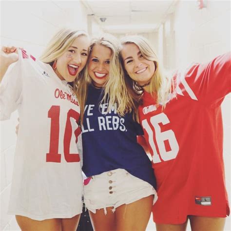 Ole Miss Kappa Kappa Gamma College Outfits Summer Casual College Gameday Outfits Football Game