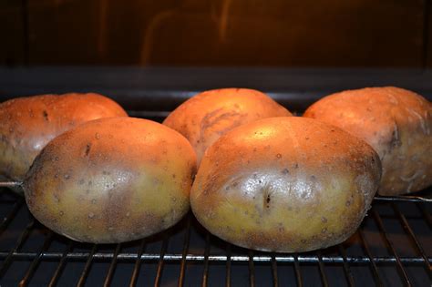 Proper Oven Baked Jacket Potatoes