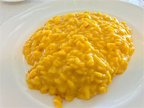 20 g di midollo di bue. Ma quale pizza margherita, in Galleria solo risotto alla ...